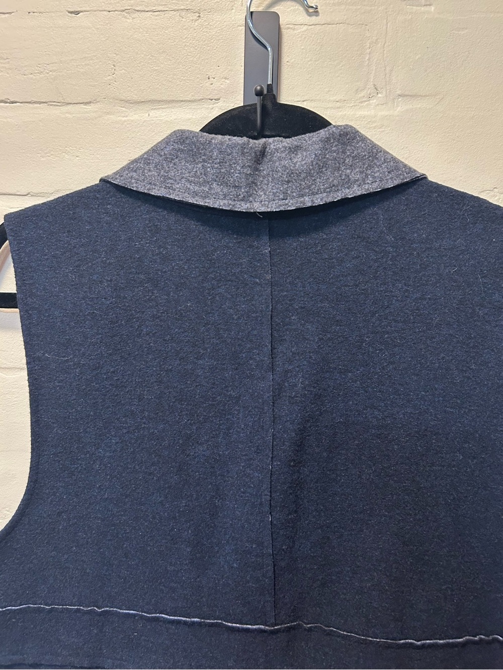 Habitat Navy Gray Contrast Button Front Vest Size L Lagenlook Artsy Scandinavian - Picture 7 of 9